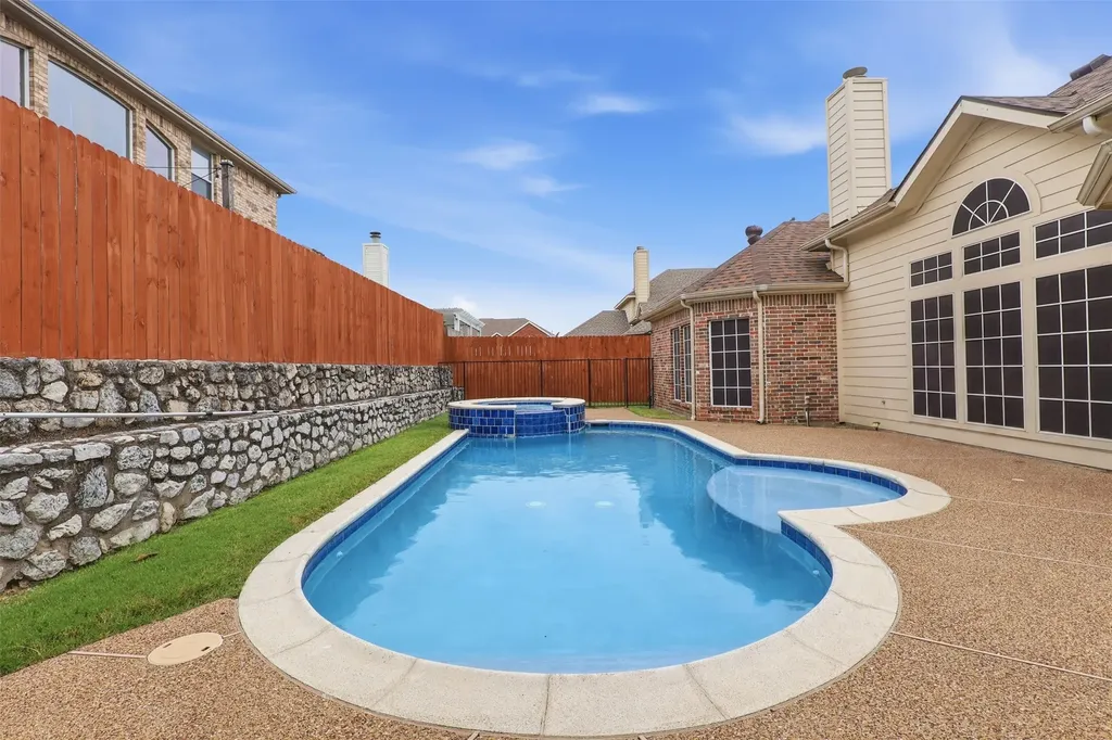 5804 Logan Drive Plano TX 75094