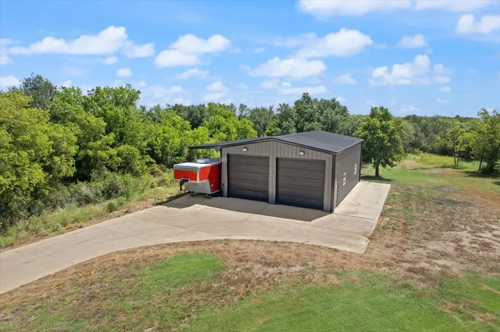 1028 Gatlin Circle Springtown TX 76082
