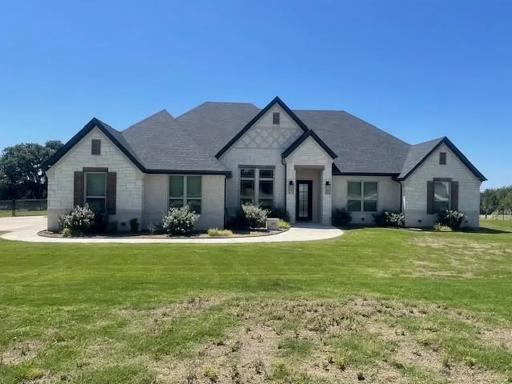 1036 Timber Hills Drive Weatherford TX 76087