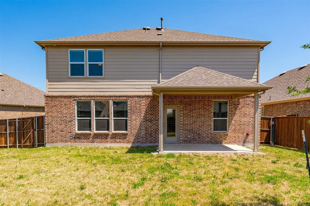 2004 Robert Street Anna TX 75409