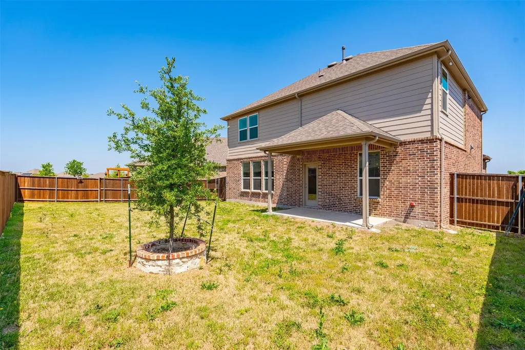 2004 Robert Street Anna TX 75409