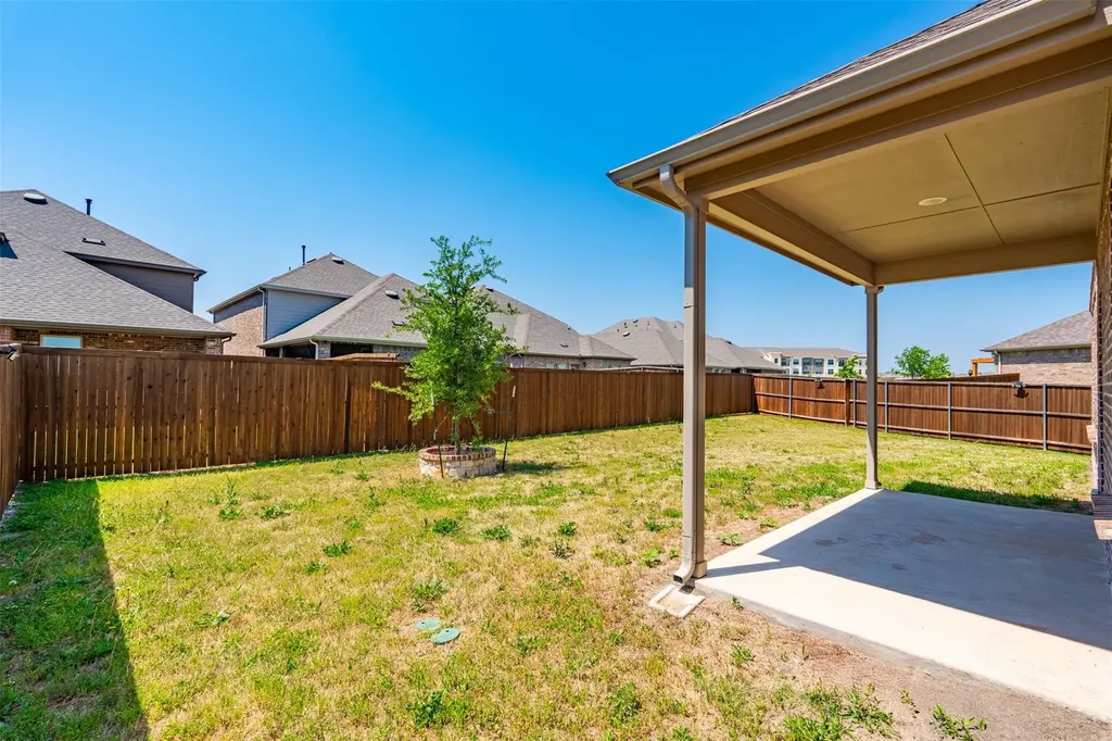 2004 Robert Street Anna TX 75409