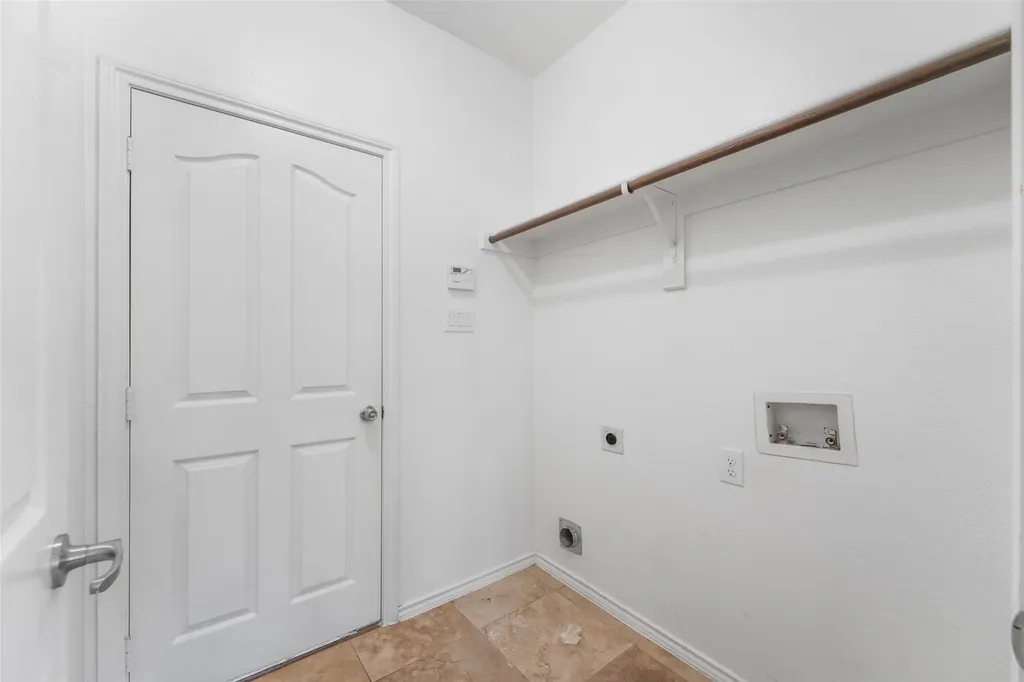 556 Caravan Drive Fort Worth TX 76131