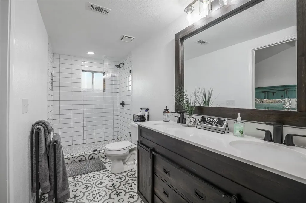 1510 Hillcrest Boulevard Little Elm TX 75068