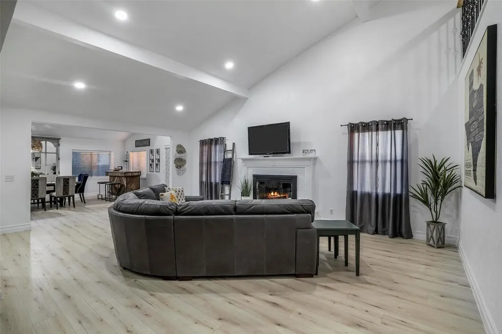 1510 Hillcrest Boulevard Little Elm TX 75068