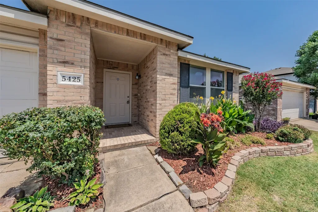 5425 Temecula Road Fort Worth TX 76244
