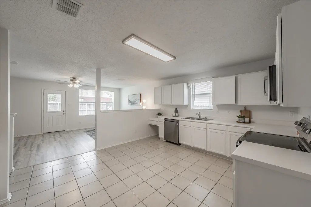 5425 Temecula Road Fort Worth TX 76244