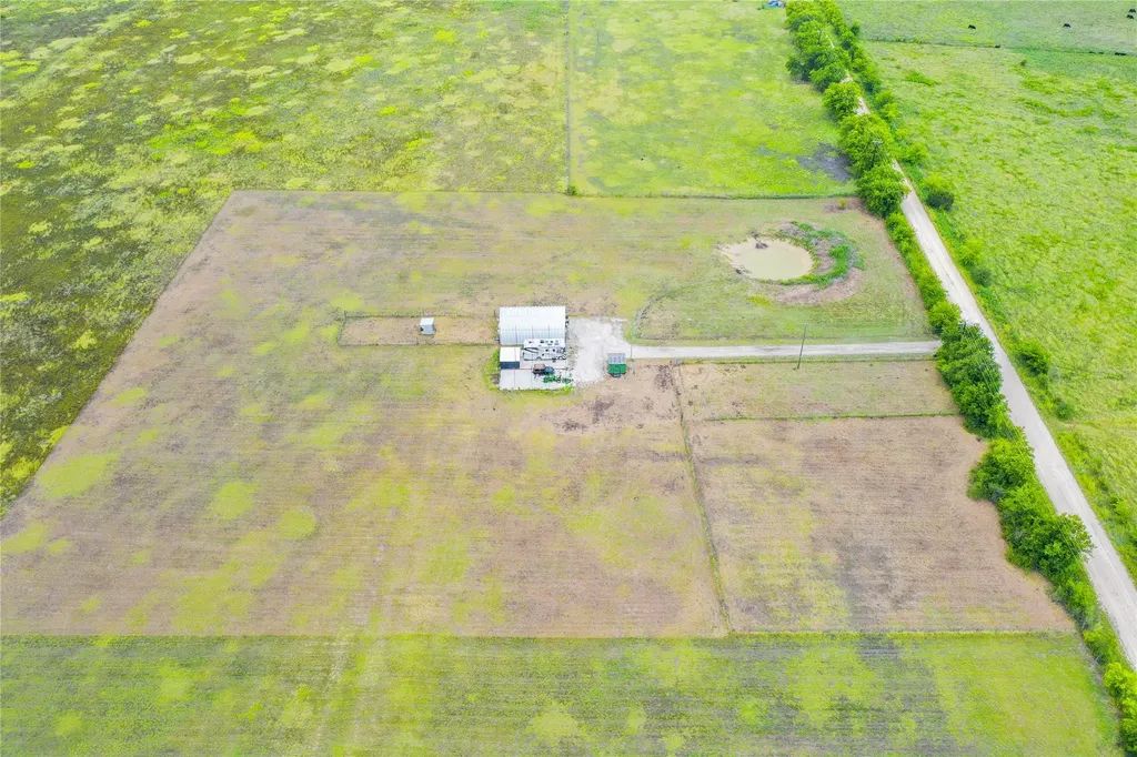 2275 County Road 4185 Meridian TX 76665