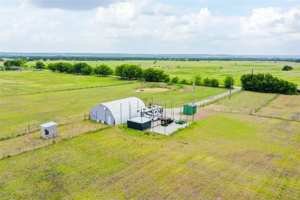 2275 County Road 4185 Meridian TX 76665