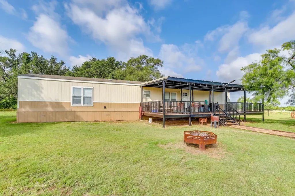 538 Fm 52 Graford TX 76649