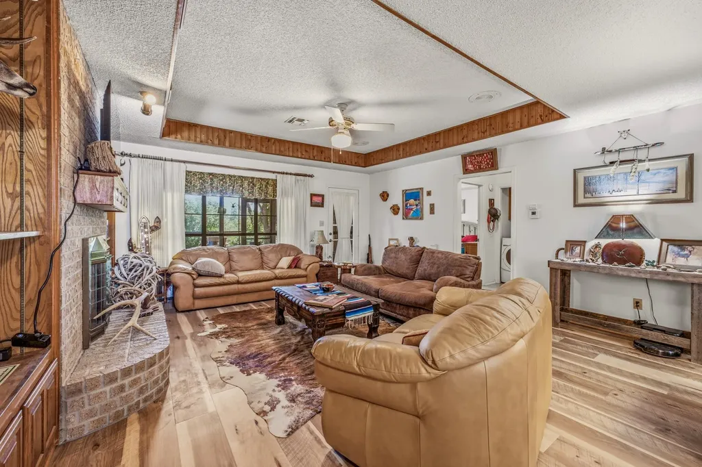 4527 S Keller Road Mineral Wells TX 76067