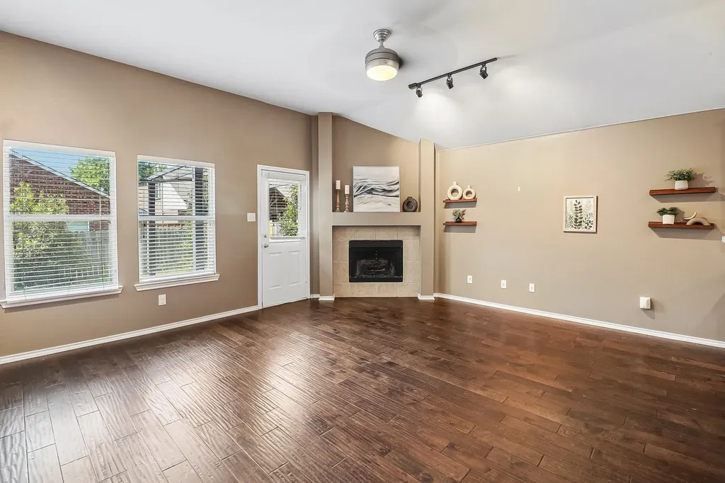 6008 Marsh Rail Drive Denton TX 76208