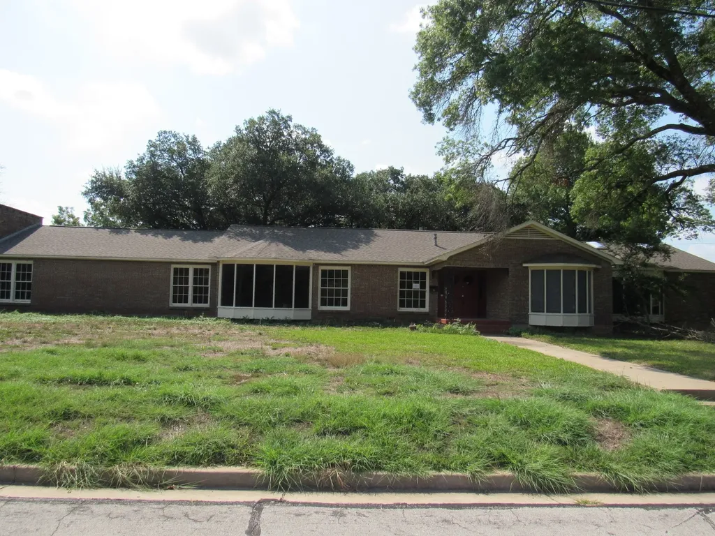 3300 Oakridge Lane Waco TX 76708
