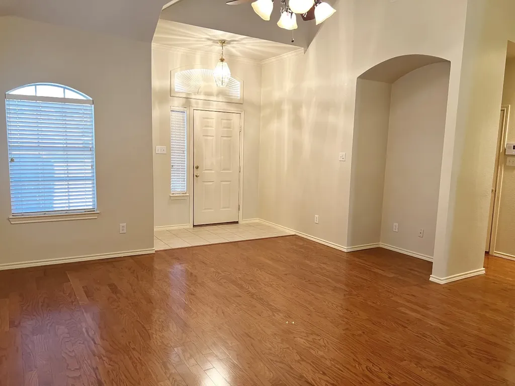 529 Continental Drive Lewisville TX 75067