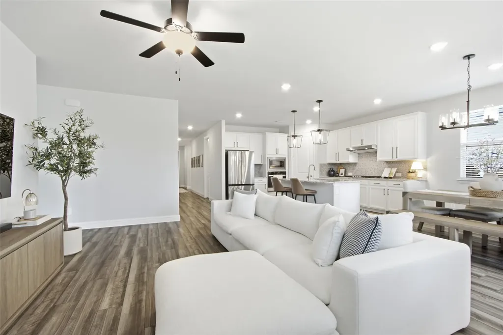2724 Acadia Drive Corinth TX 76210