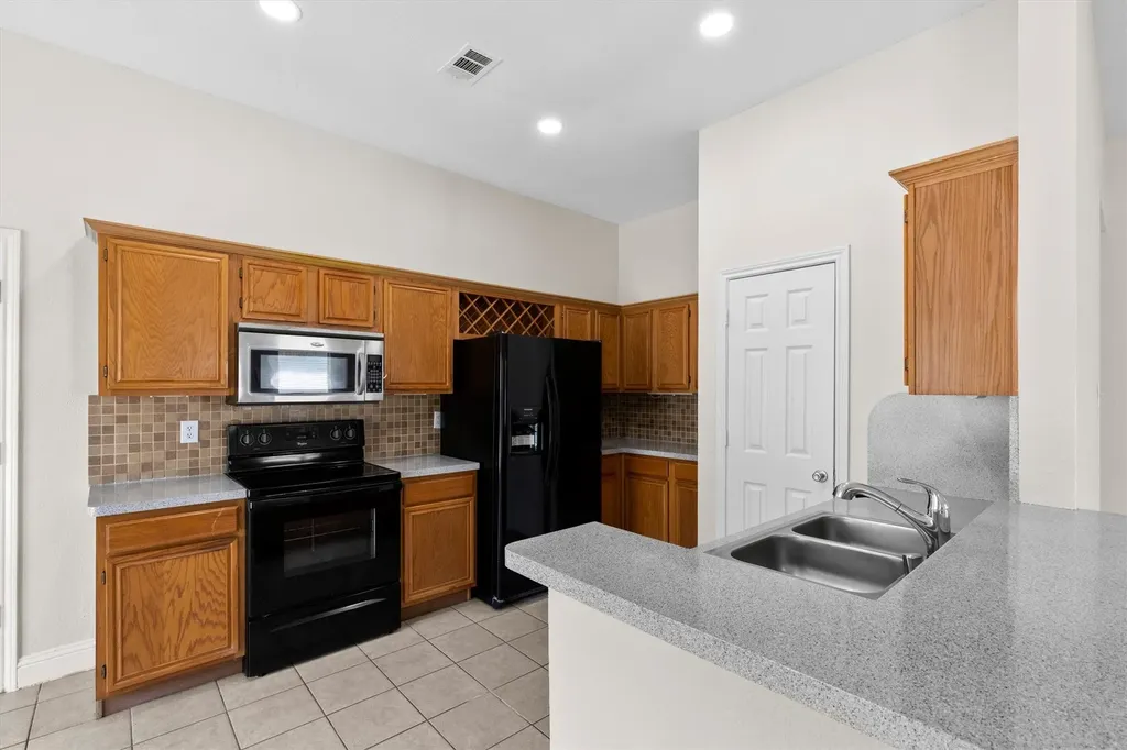 8810 Quail Ridge Drive Rowlett TX 75089