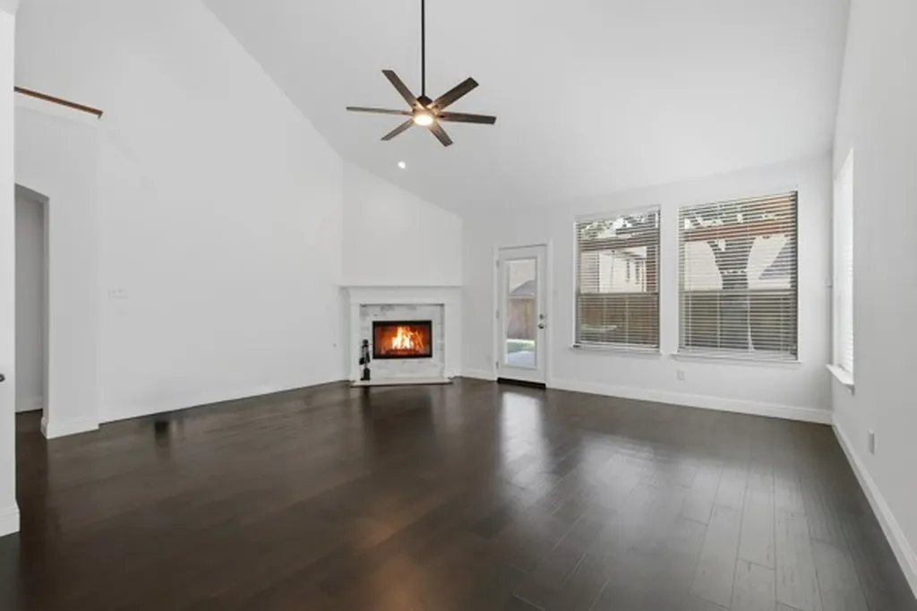 6974 Shoreview Grand Prairie TX 75054