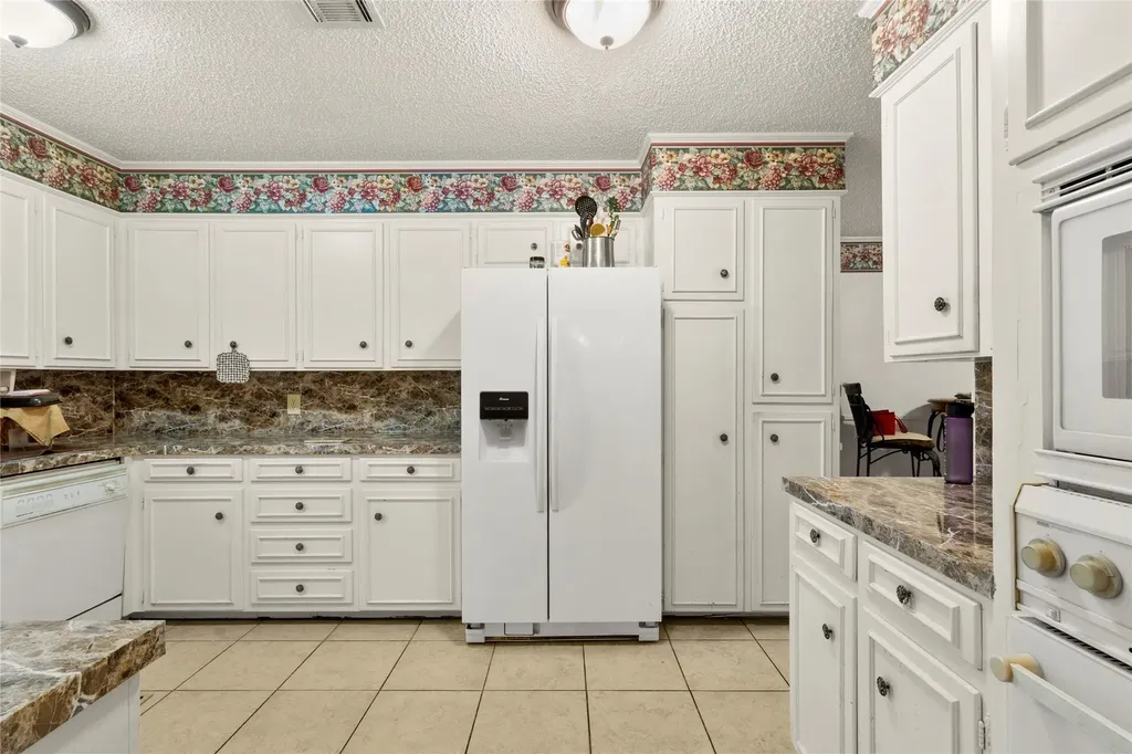2641 Woodmont Circle Waco TX 76710