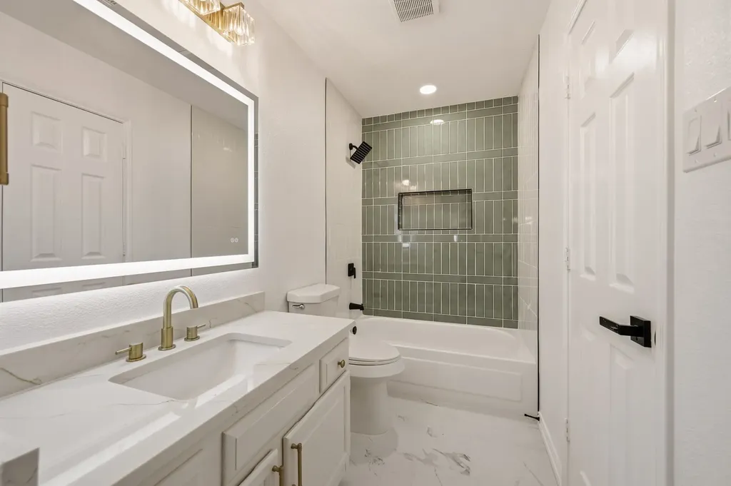 2025 Houlton Lane Plano TX 75025