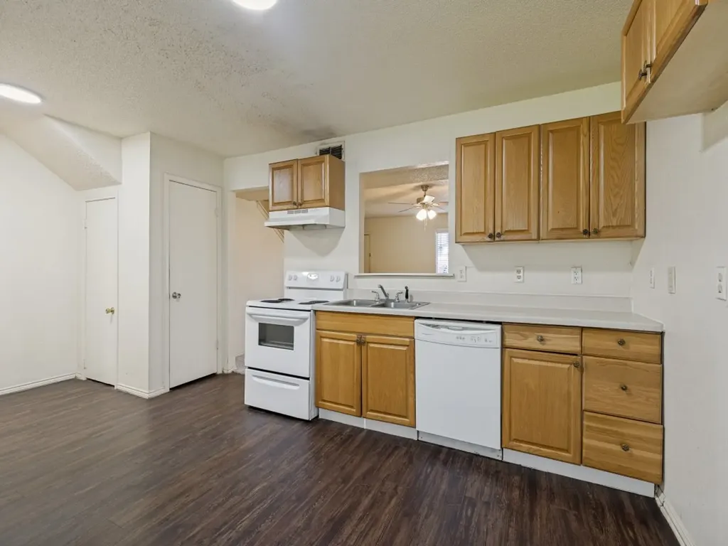 1408 Arvel Circle Reno TX 76020