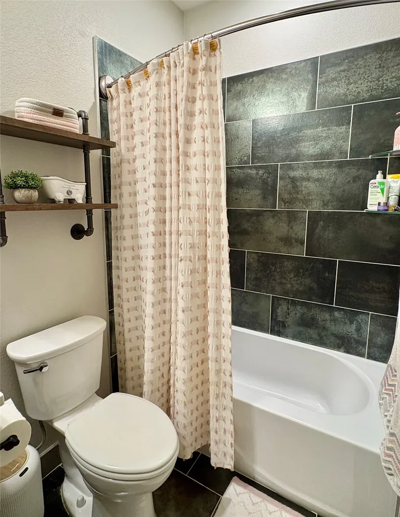 4709 Dry Creek Road Sherman TX 75092