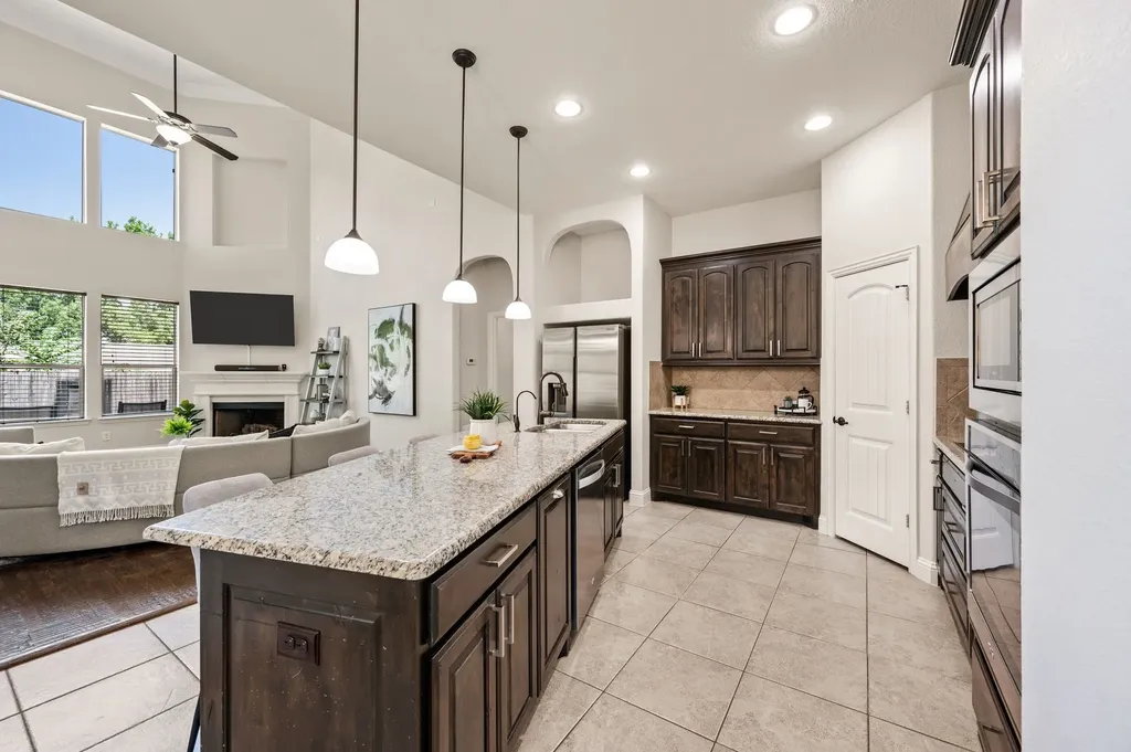 7216 E Nirvana Circle North Richland Hills TX 76182