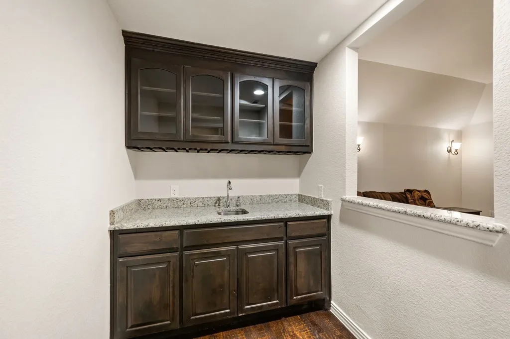 7216 E Nirvana Circle North Richland Hills TX 76182