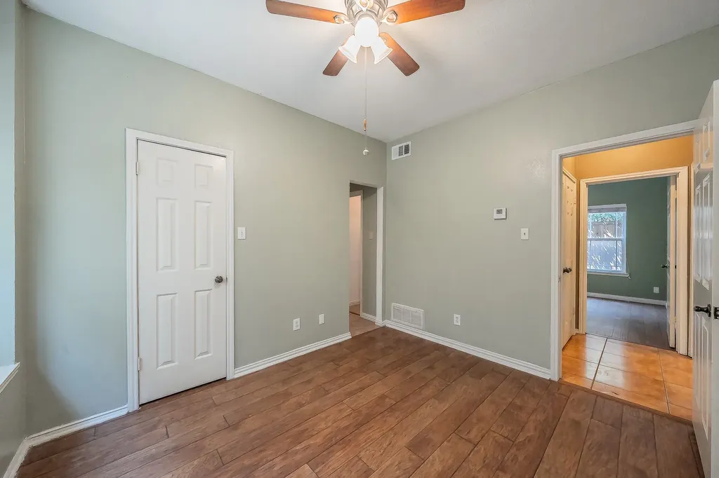 2728 Reagan Street Dallas TX 75219