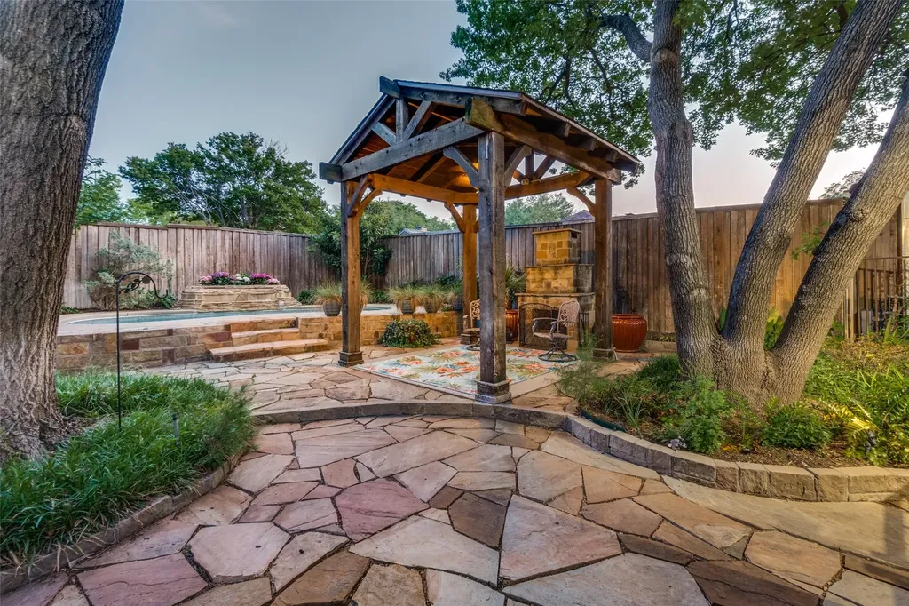 9506 Milltrail Drive Dallas TX 75238