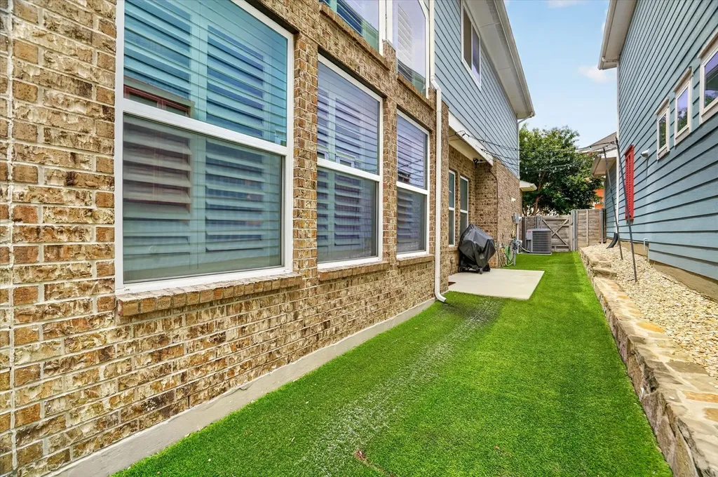6028 Morningside Drive North Richland Hills TX 76180
