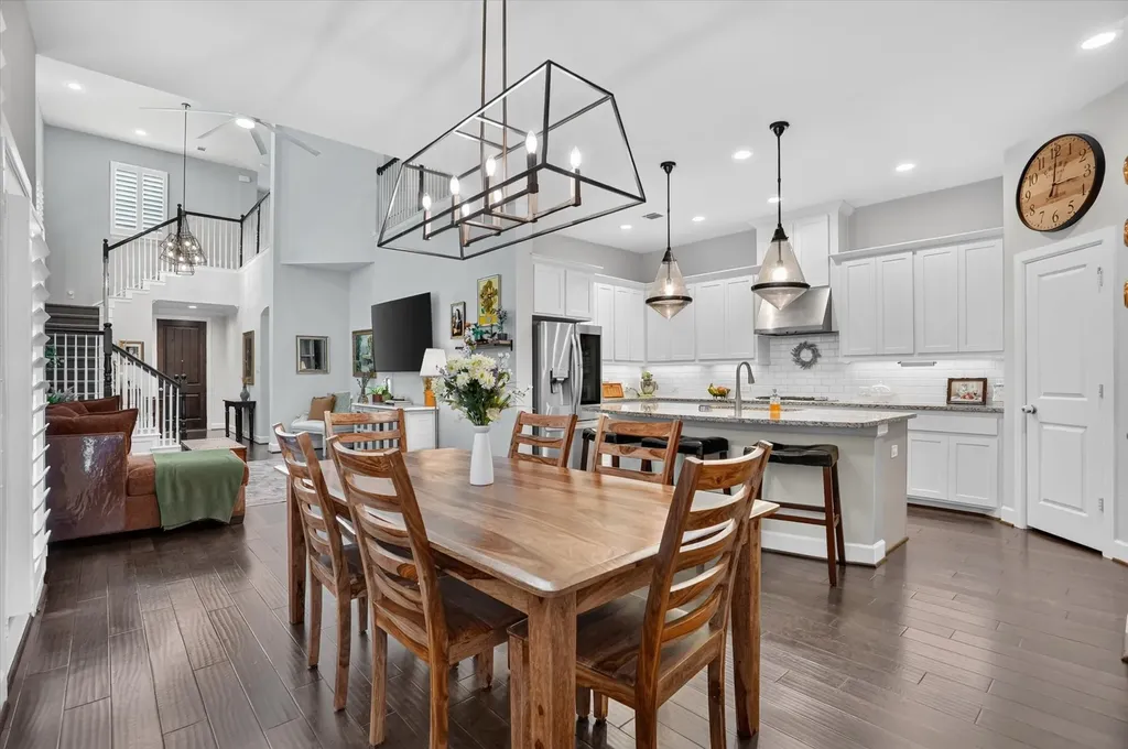 6028 Morningside Drive North Richland Hills TX 76180