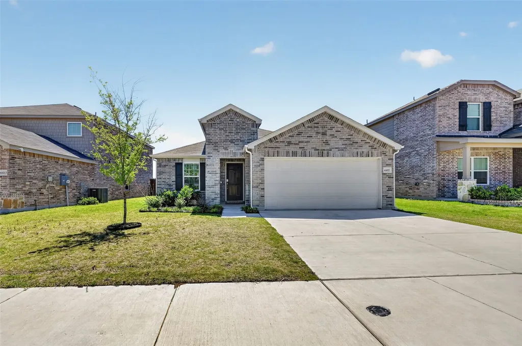 4417 Benham Drive Fort Worth TX 76036