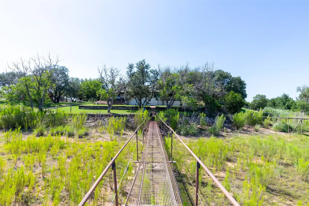 659 Rocky Point Road Blackwell TX 79506