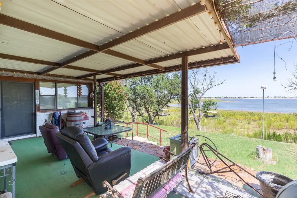 659 Rocky Point Road Blackwell TX 79506