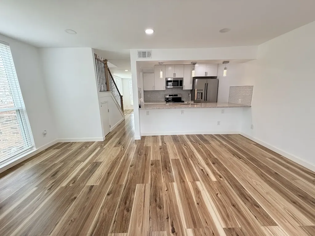 7155 Fair Oaks Avenue Dallas TX 75231