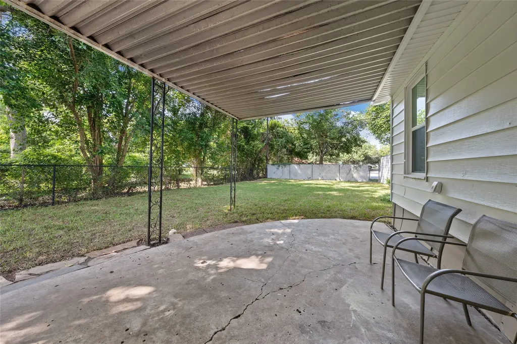 612 N 35th Street Waco TX 76710