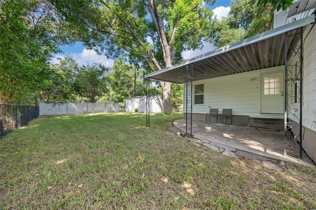 612 N 35th Street Waco TX 76710