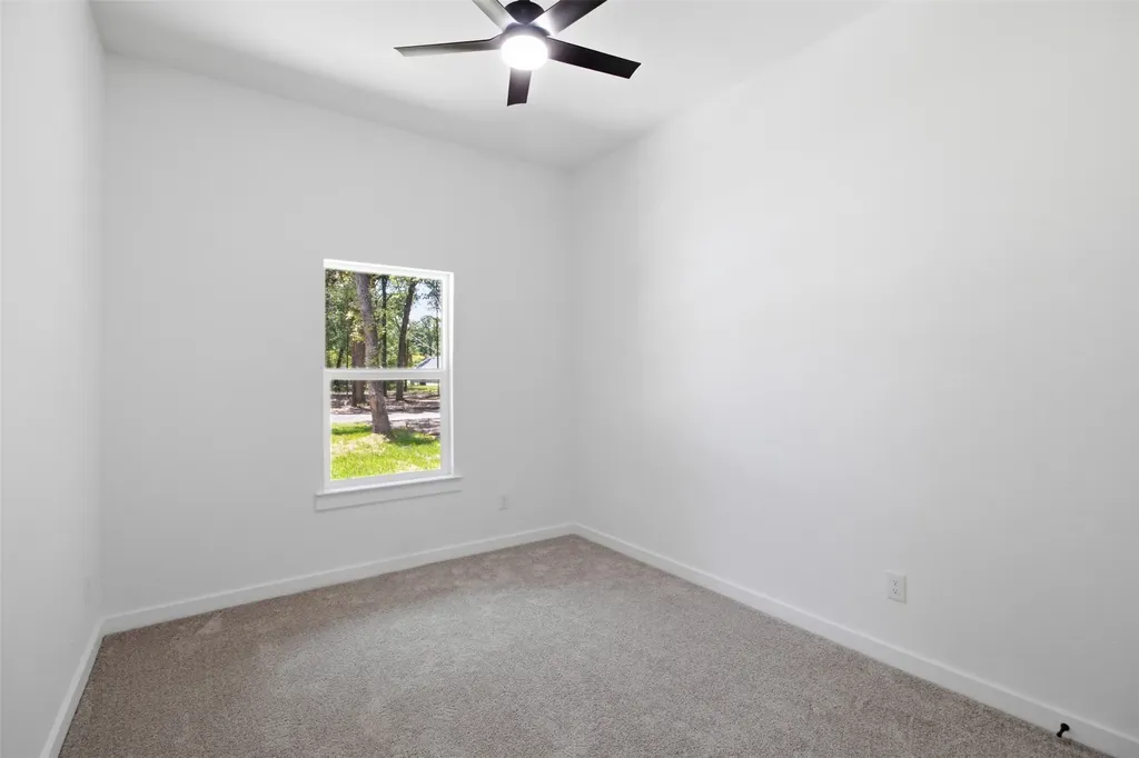 216 E Beachwood Loop Trinidad TX 75163