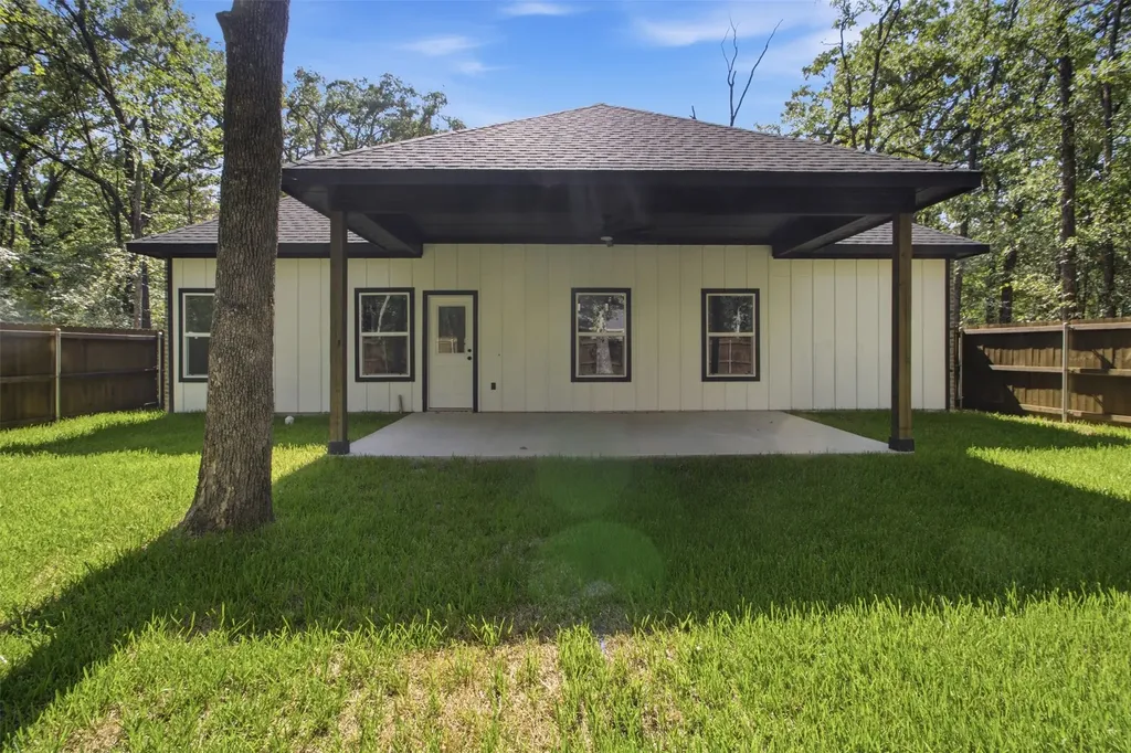 216 E Beachwood Loop Trinidad TX 75163