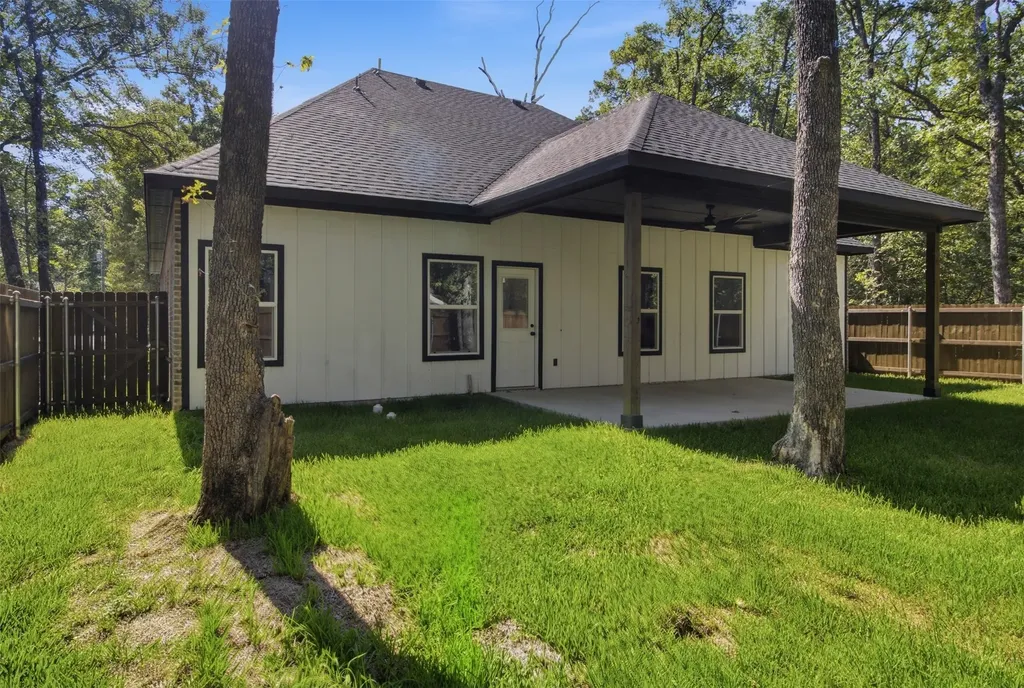 216 E Beachwood Loop Trinidad TX 75163