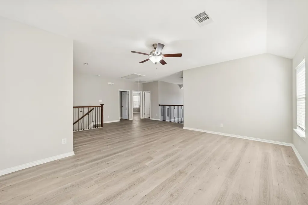 1805 Longwood Lane Garland TX 75042
