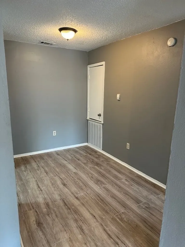9696 Walnut Street Dallas TX 75243