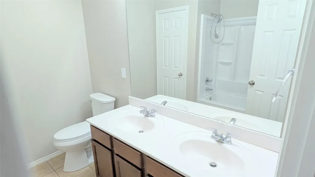3200 Brixton Drive Fort Worth TX 76137