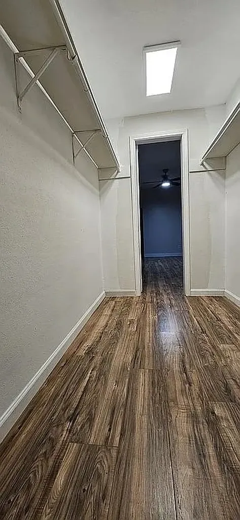 2100 Tanglewilde Houston TX 77063