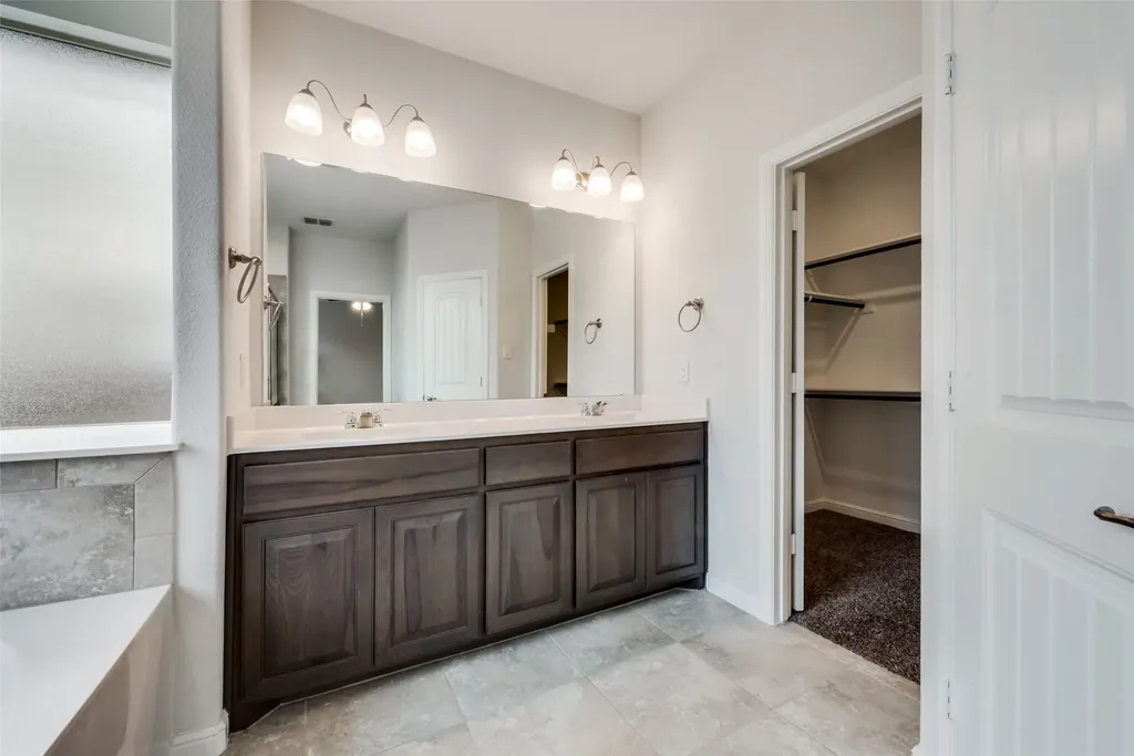 9112 Stormcrow Drive Fort Worth TX 76179