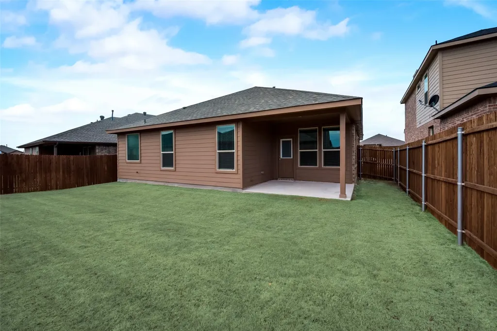 9112 Stormcrow Drive Fort Worth TX 76179