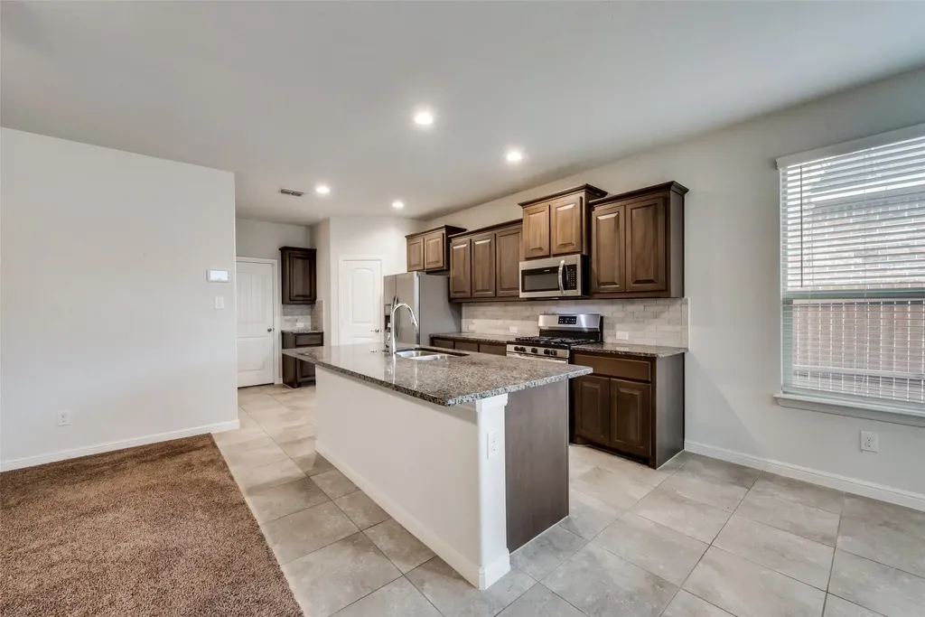 9112 Stormcrow Drive Fort Worth TX 76179