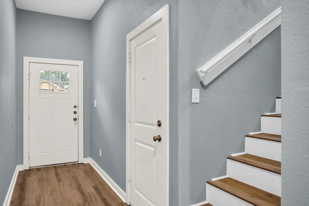 440 Pecan Hollow Garrett TX 75119