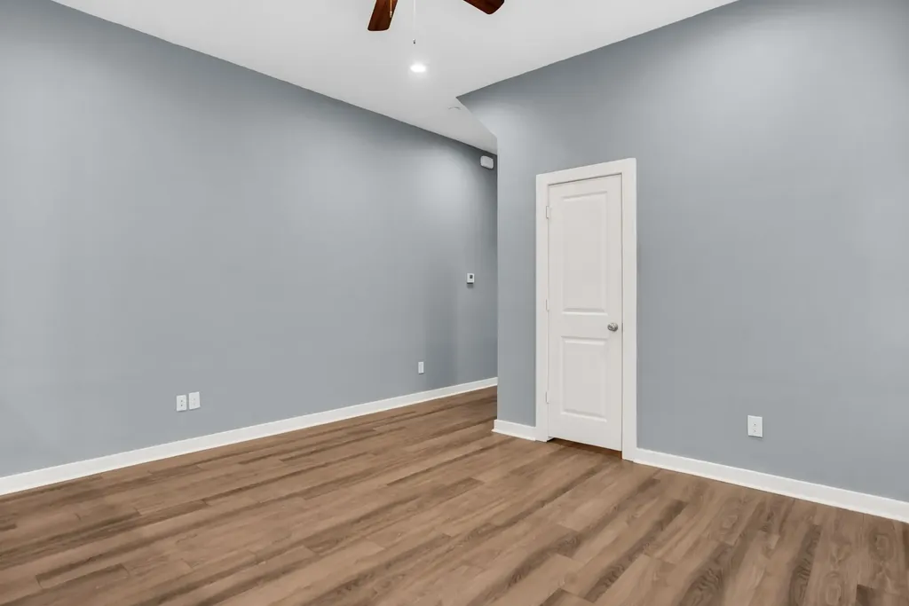 440 Pecan Hollow Garrett TX 75119