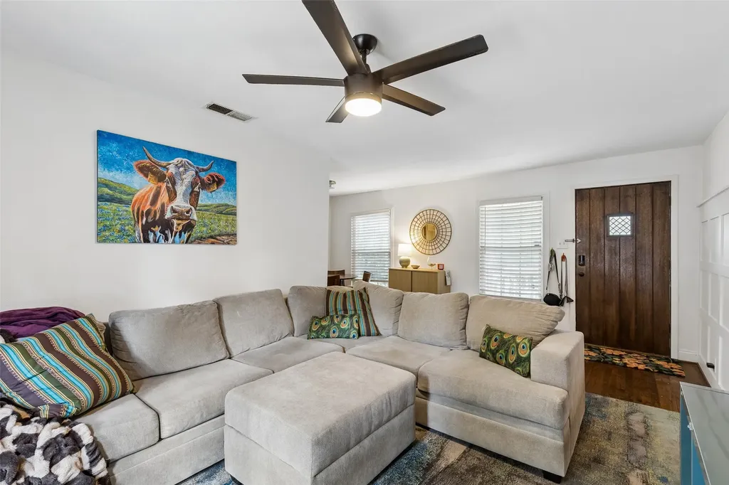10633 Cayuga Drive Dallas TX 75228